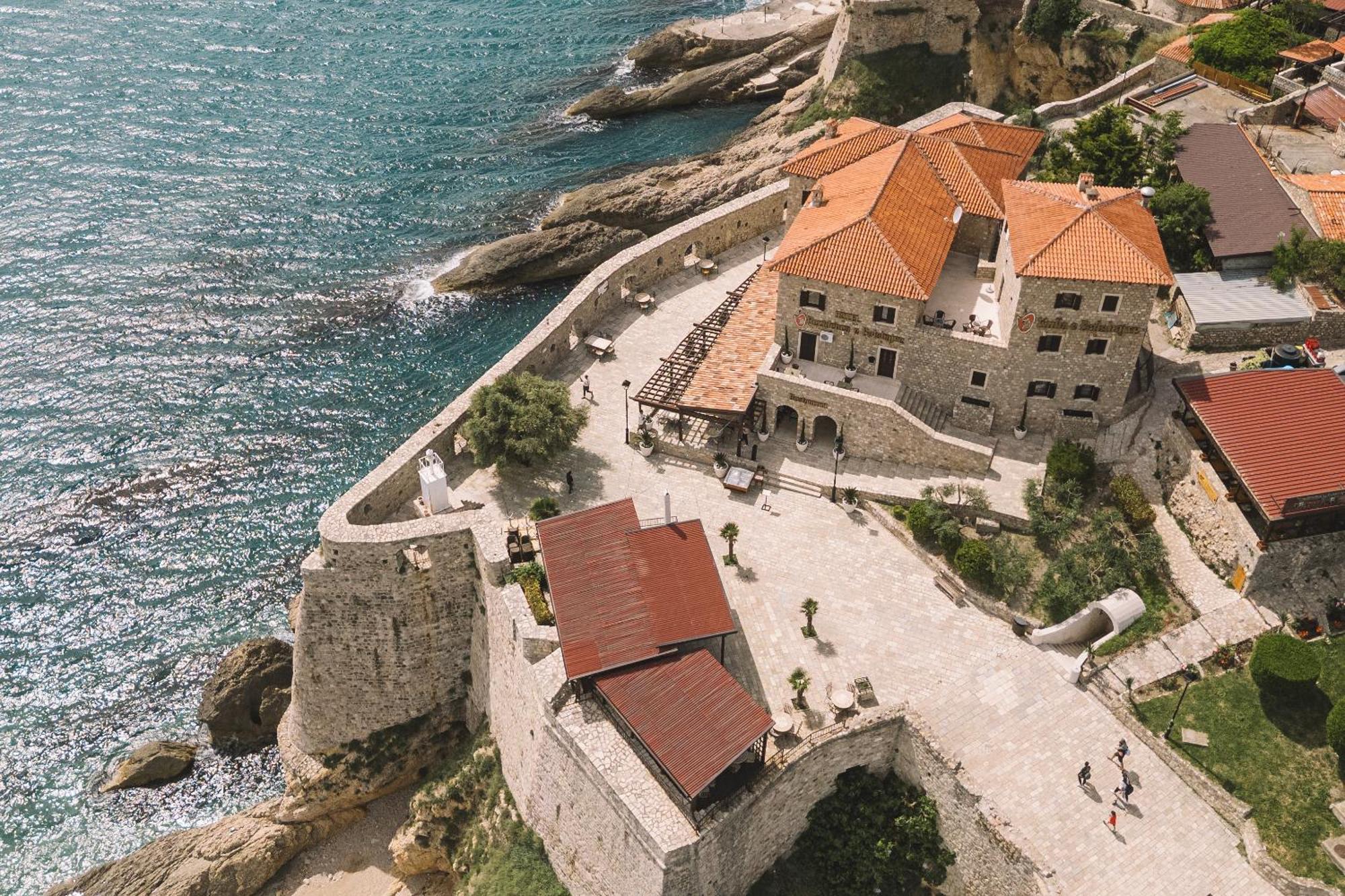 Kulla E Balshajve Ξενοδοχείο Ούλτσιν Εξωτερικό φωτογραφία